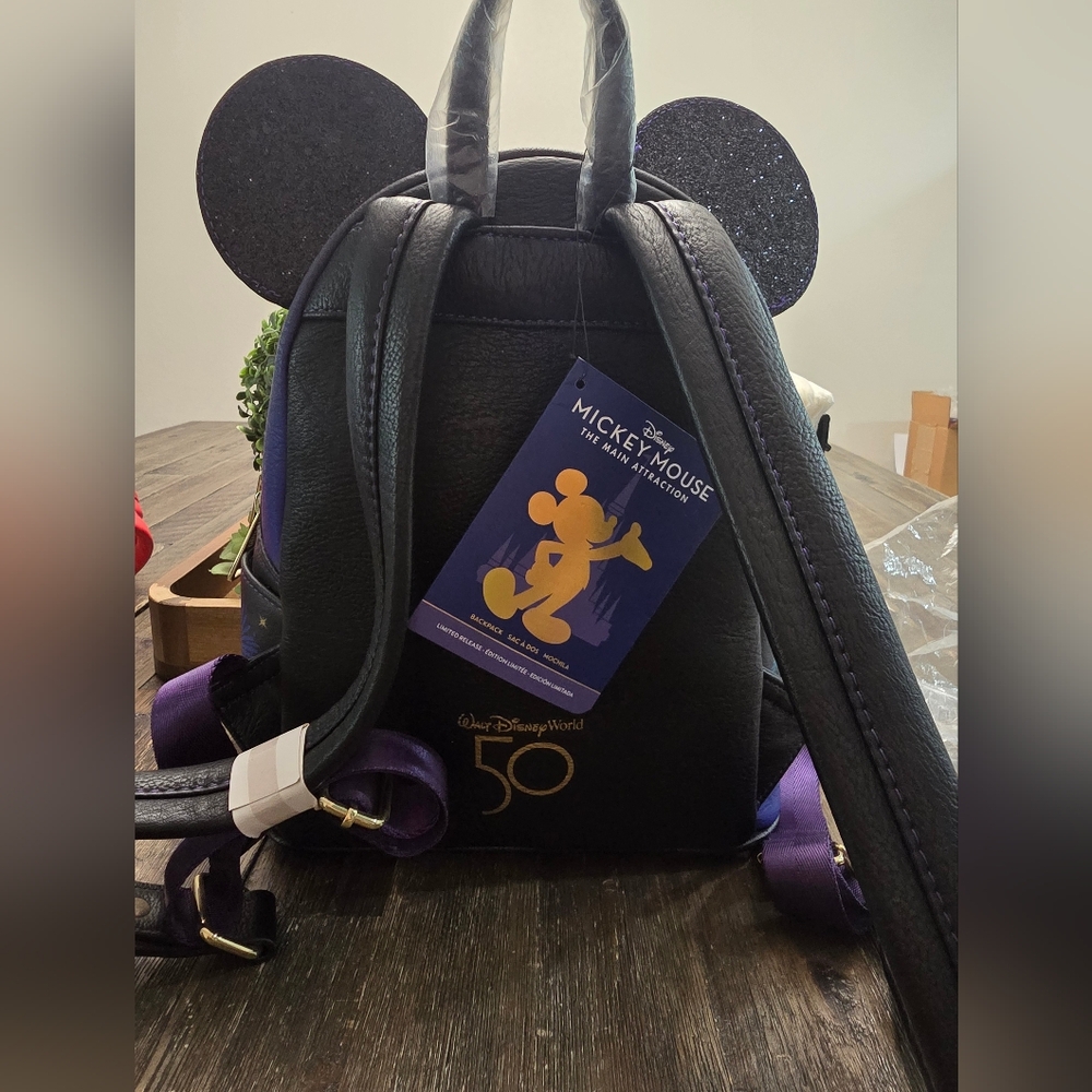 Mickey Mouse The Main Attraction – Cinderella Castle Fireworks Limited Releas - Picture 8 of 10